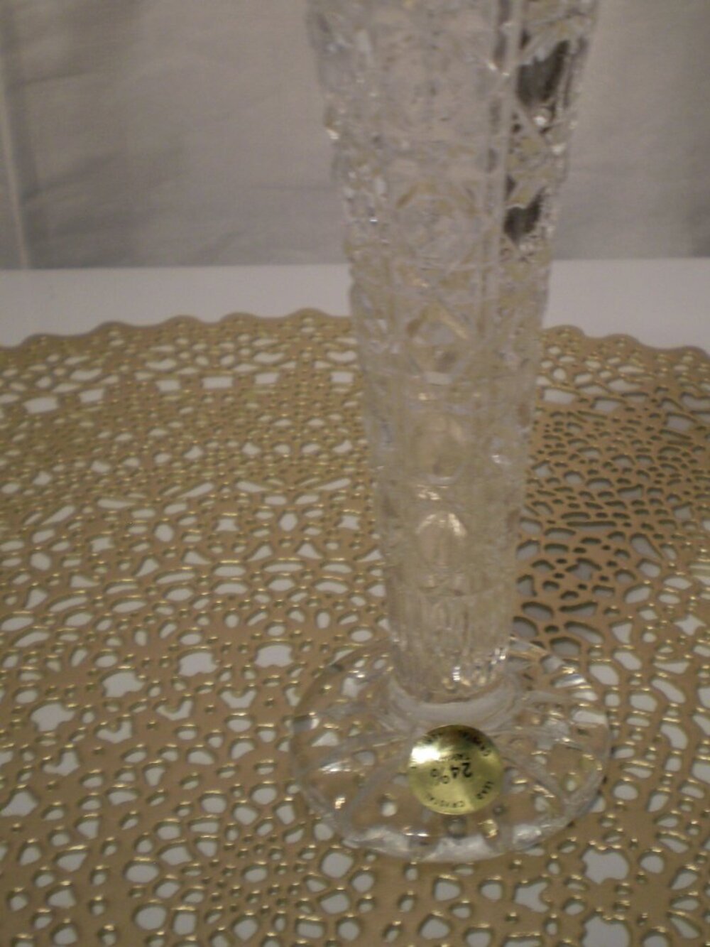 VINTAGE TAIWAN 6" 24% LEAD CRYSTAL BUD VASE WITH LABEL